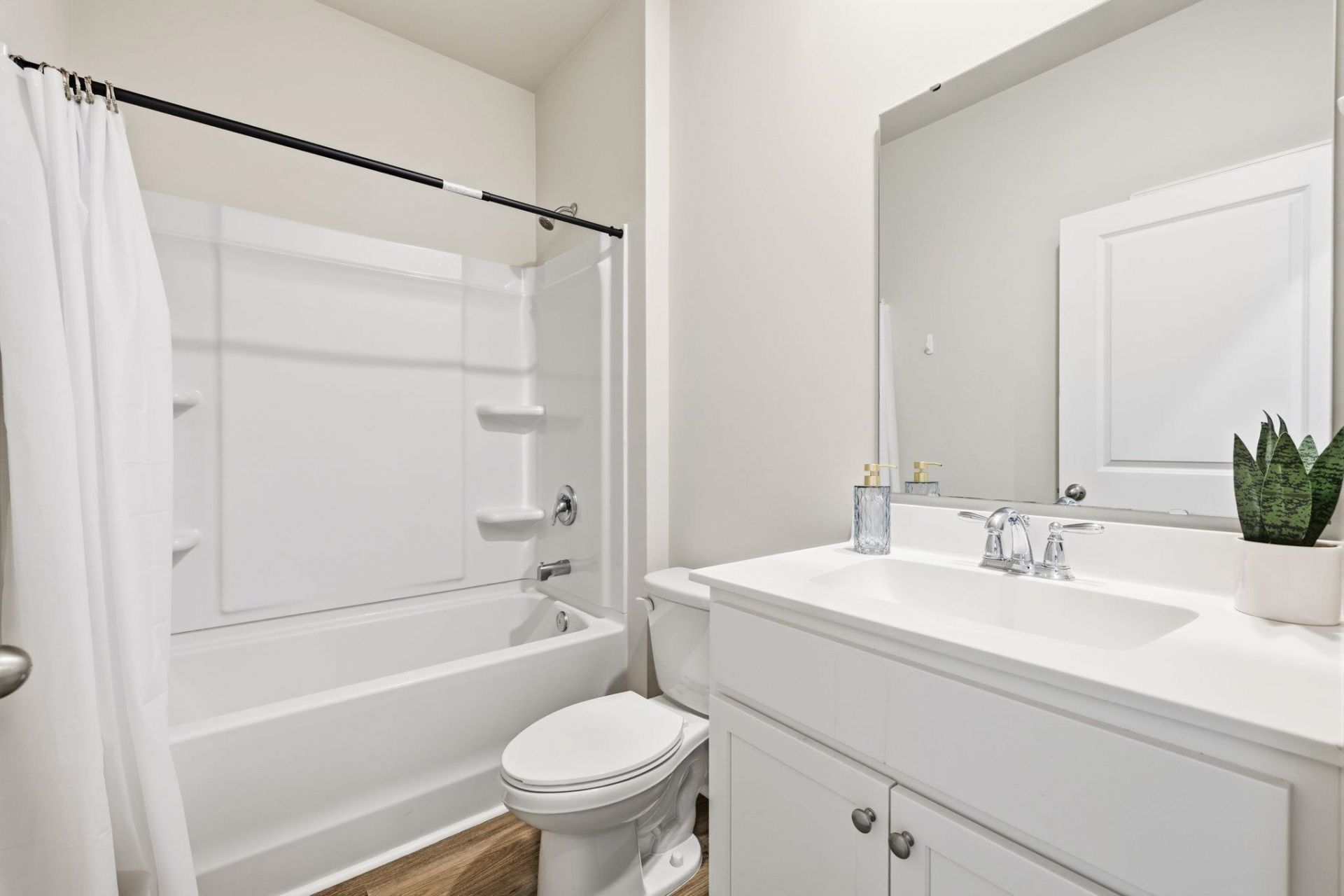 2820 Riverboat Way  Photo 8