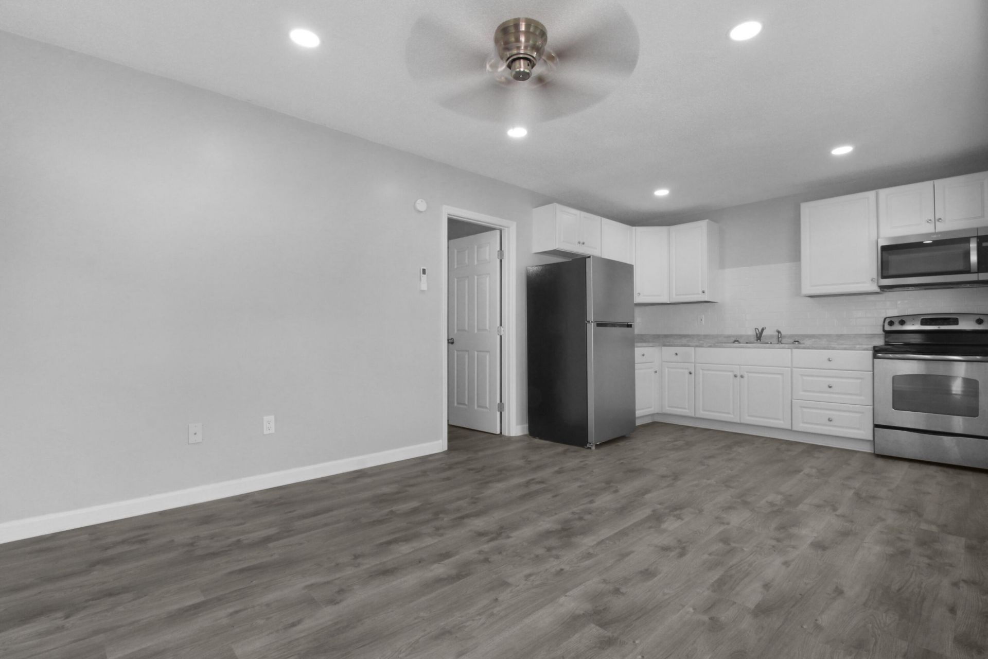 4331 Andrews Street Photo 5