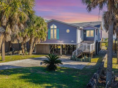 1665 E Ashley Avenue, Folly Beach, SC 29439