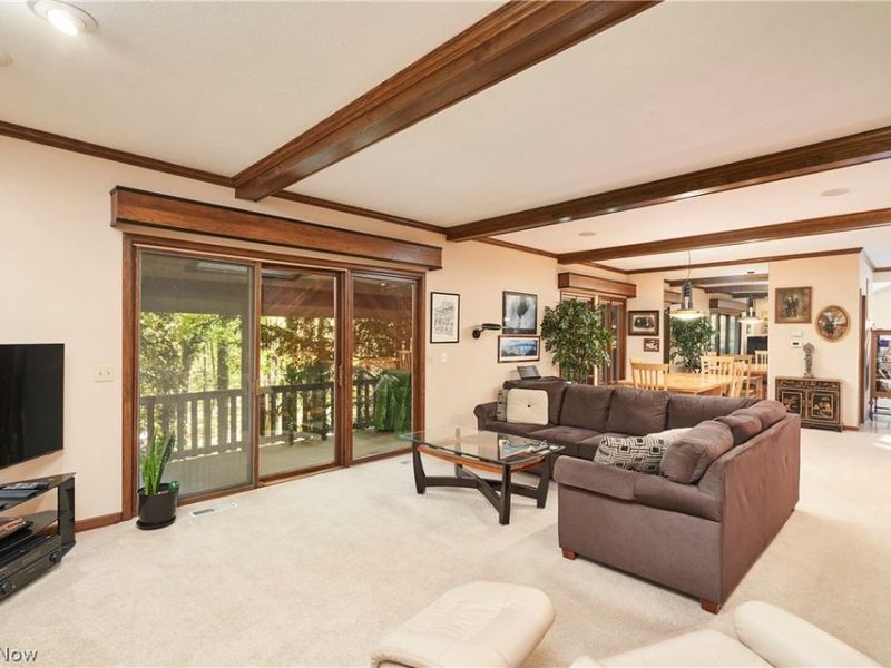 302 Hatch Road, Wadsworth, OH 44281 Photo 8