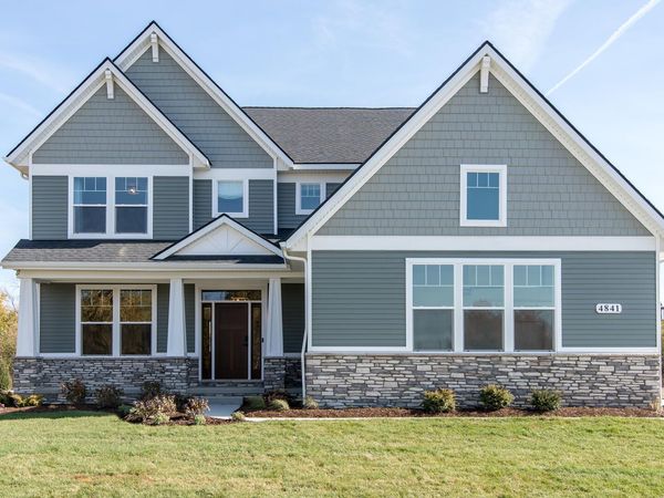 5040 Rutland Drive, Unit 49, Saline, MI 48176