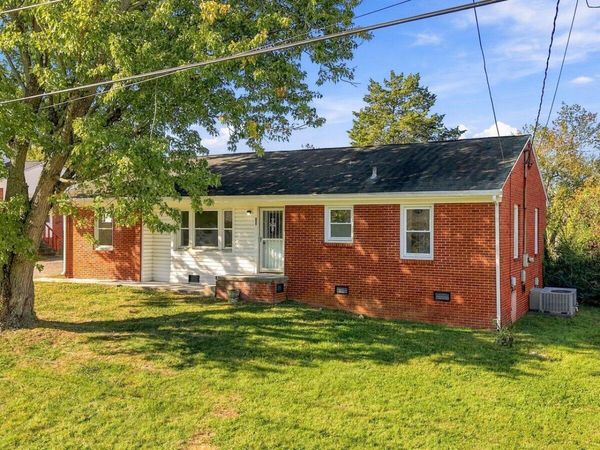 344 W Hillcrest Drive, Morristown, TN 37813