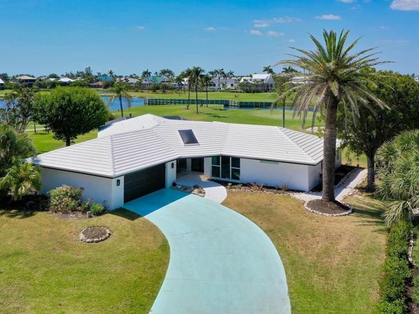 1143 Sand Castle Rd, Sanibel, FL 33957