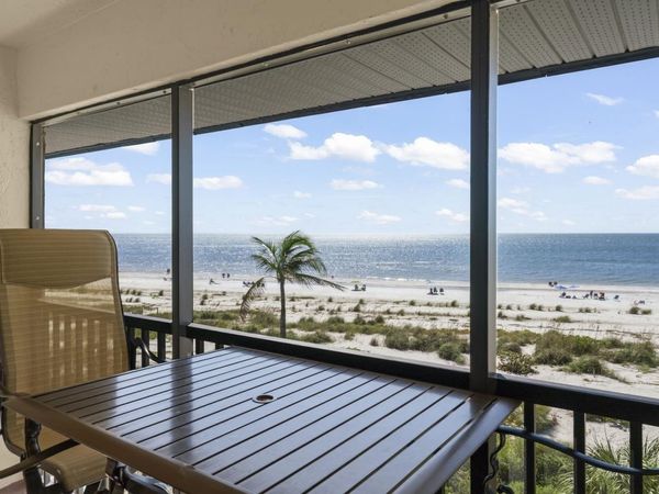 2230 Camino Del Mar Dr, Unit 3X4, Sanibel, FL 33957