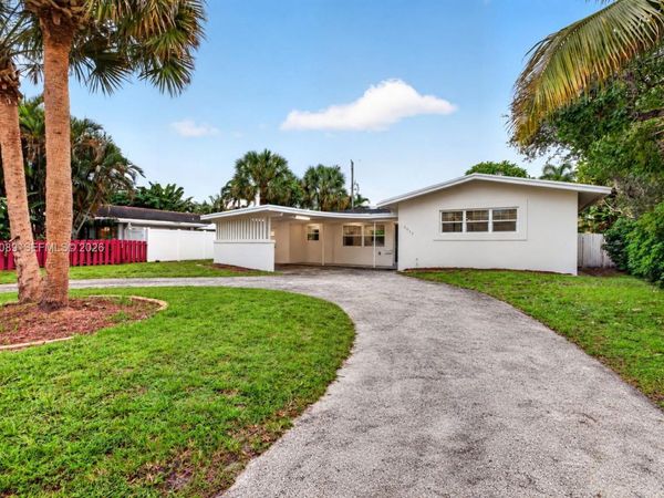 2017 NE 29th Ct , Fort Lauderdale, FL 33306