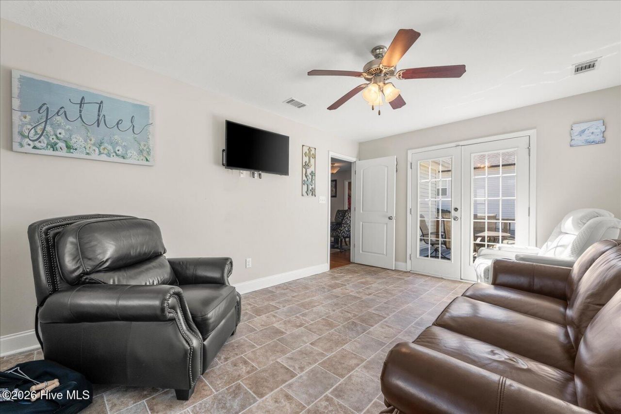 1216 Bubbling Springs Drive Photo 21