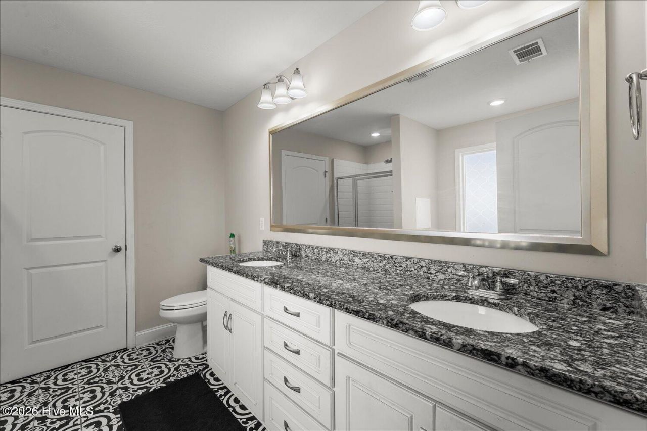 1216 Bubbling Springs Drive Photo 25