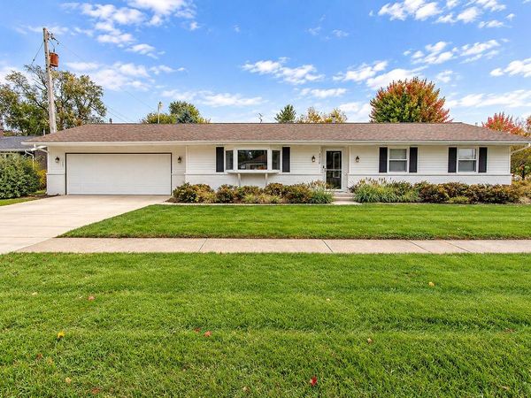 1717 Farrand Avenue , La Porte, IN 46350