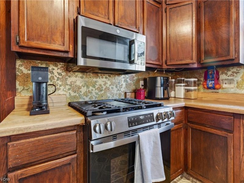 1222 W 6th Street, Lorain, OH 44052 Photo 7
