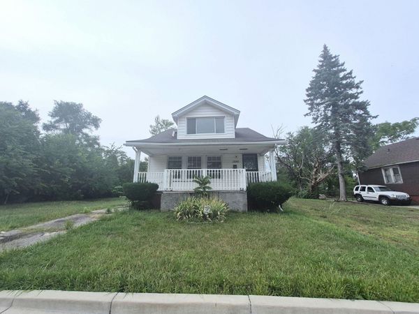 12061 Wade Street, Detroit, MI 48213