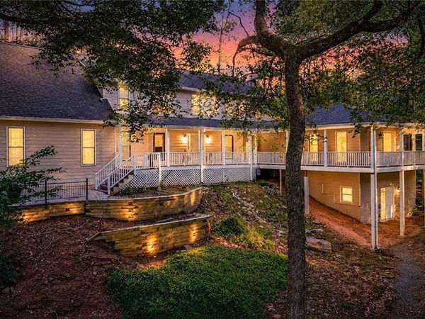 2290 Old Orchard Drive, Marietta, GA 30068