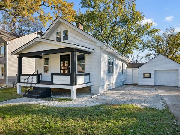2033 Denune Avenue, Columbus, OH 43211