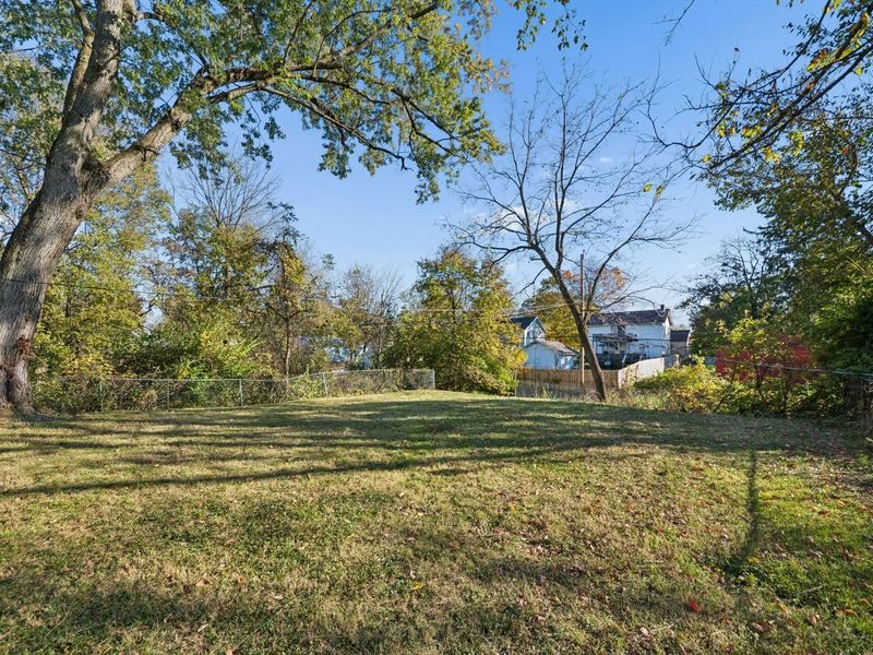 2033 Denune Avenue, Columbus, OH 43211 Photo 33