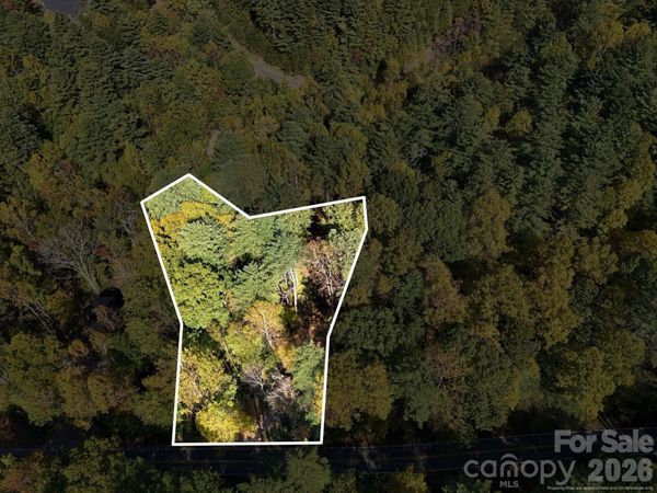 2230 Evans Road , Hendersonville, NC 28739