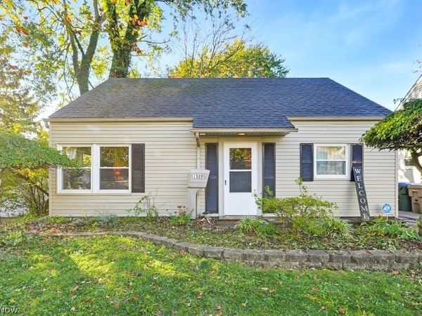 1528 Myrtle Avenue , Cuyahoga Falls, OH 44221