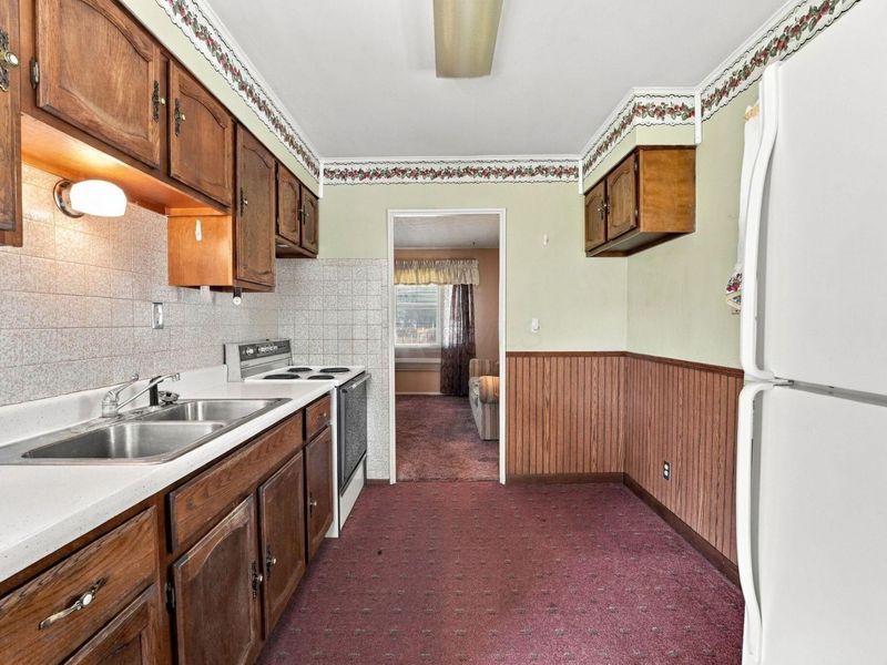 640 N Roosevelt Avenue, Lancaster, OH 43130 Photo 12