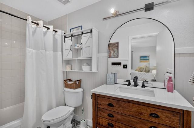 271 Alexandra Drive Photo 23