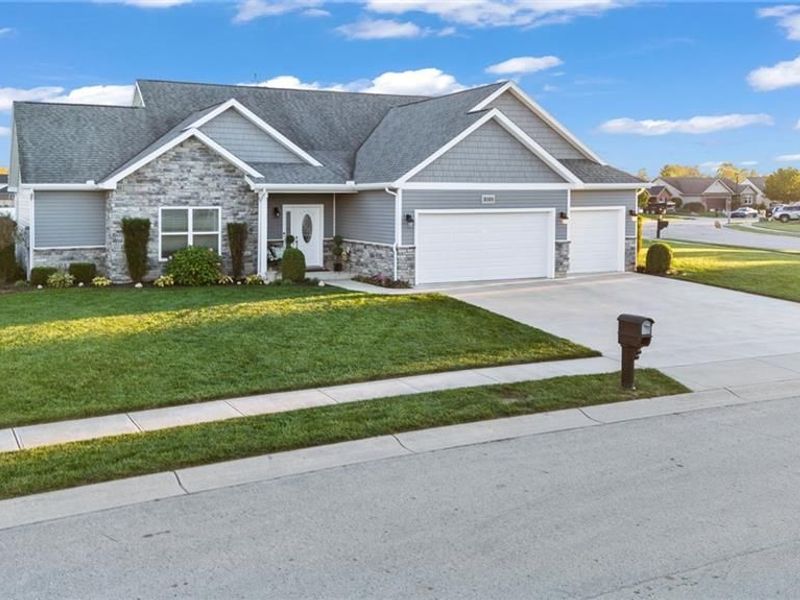 3101 Seminole Way, Piqua, OH 45356 Photo 2