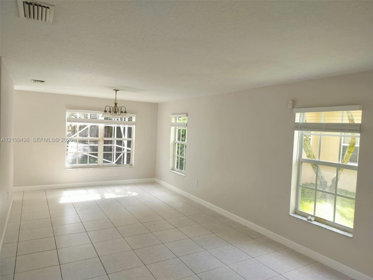 13760 NW 22 Pl, Sunrise, FL 33323 Photo