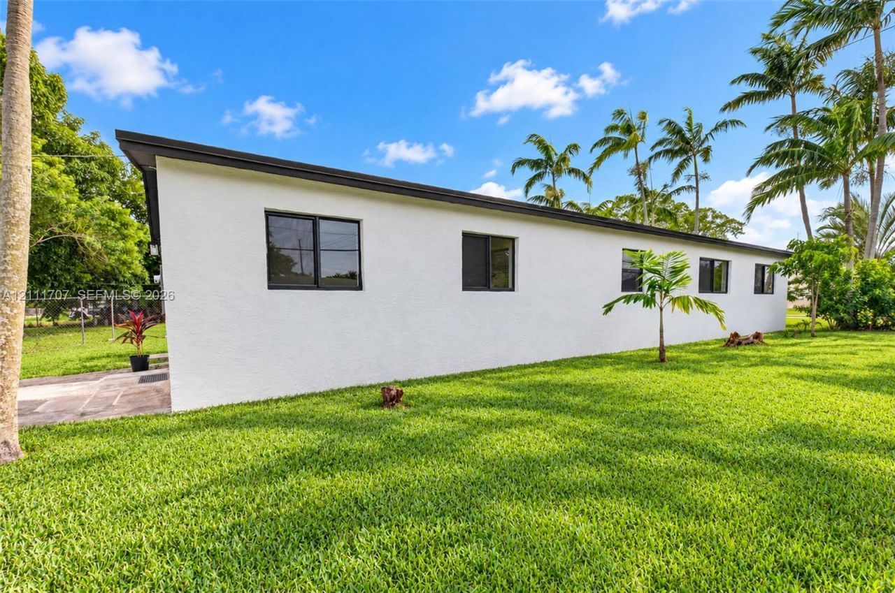 301 SW 12th Ave , Delray Beach, FL 33444 Photo