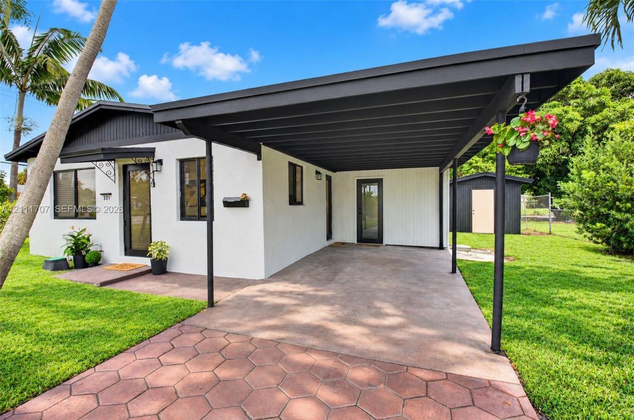 301 SW 12th Ave , Delray Beach, FL 33444 Photo