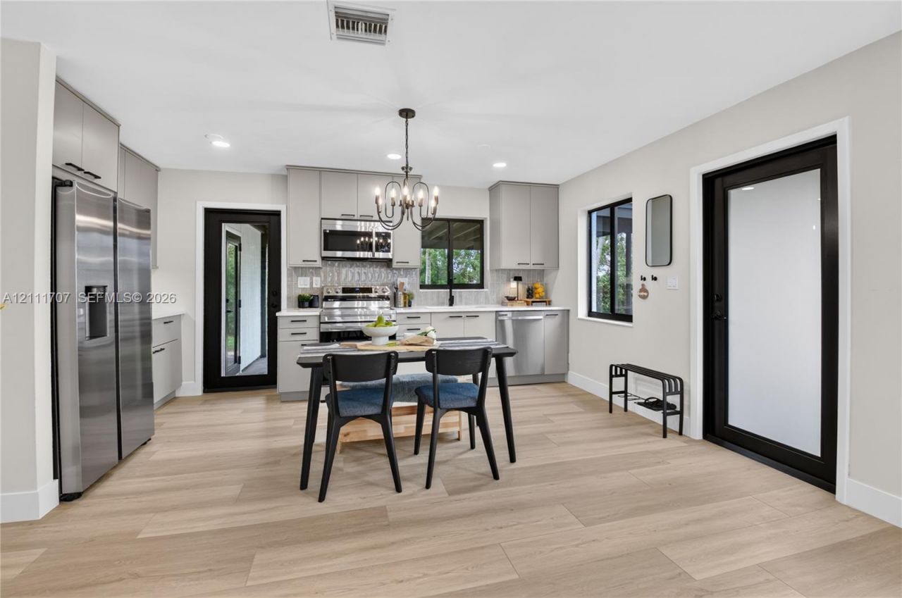 301 SW 12th Ave , Delray Beach, FL 33444 Photo