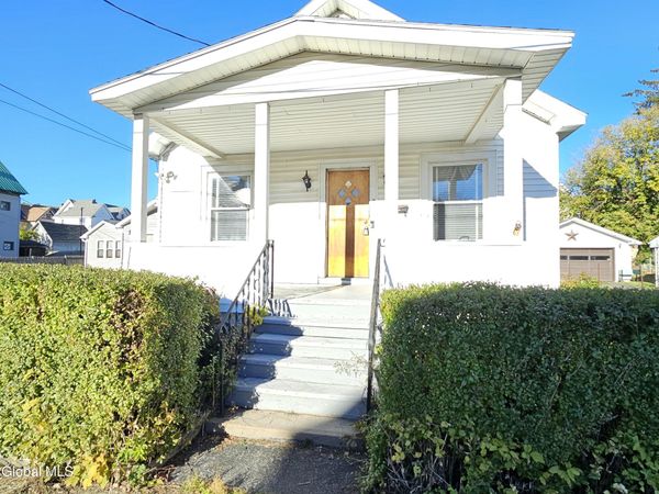 7 Carmichael Street, Amsterdam, NY 12010