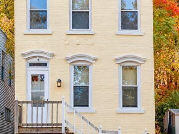 10 Van Every Avenue, Troy, NY 12180