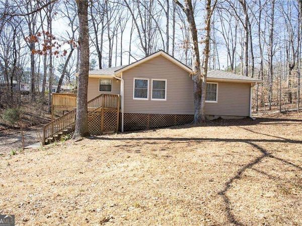 3939 Hillside Lane, Douglasville, GA 30135