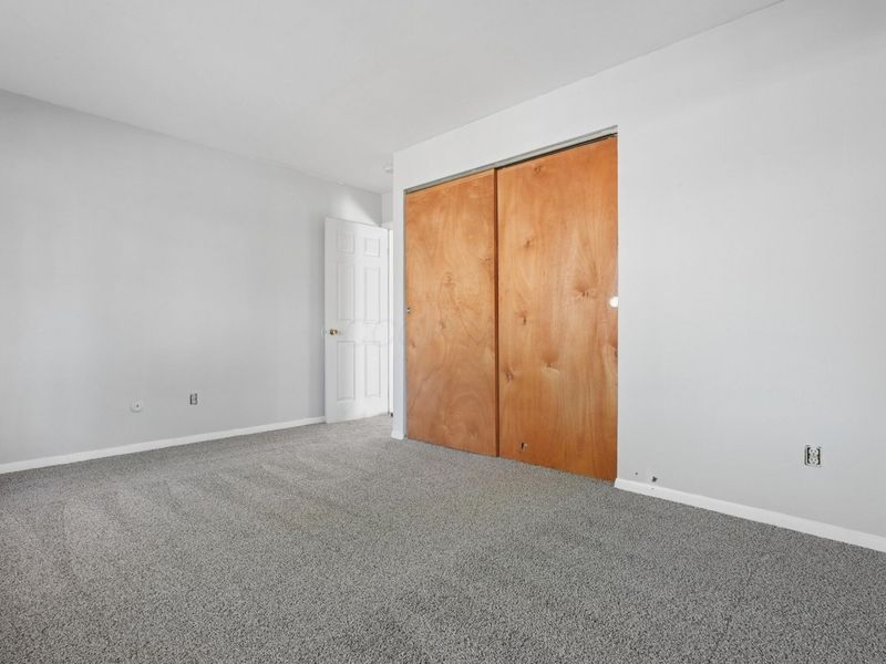 2336 Woodbrook Circle N, Unit B, Columbus, OH 43223 Photo 17