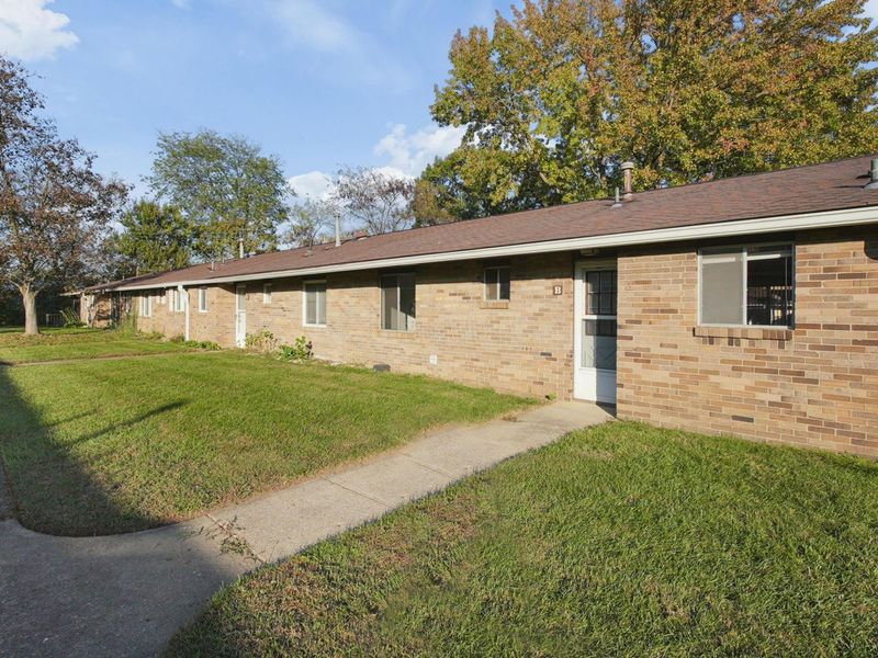 2336 Woodbrook Circle N, Unit B, Columbus, OH 43223 Photo 25