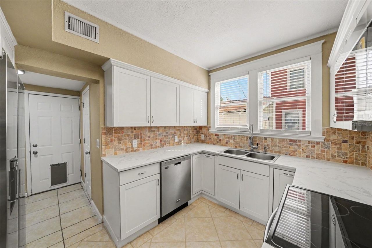 314 W 3rd Street , Sanford, FL 32771 Photo
