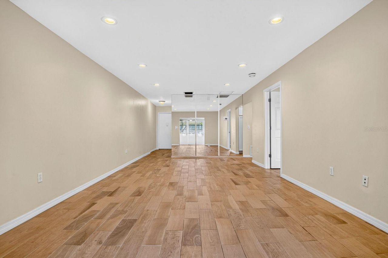 390 301 Boulevard W, Unit 10C, Bradenton, FL 34205 Photo