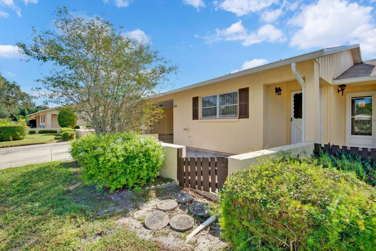 390 301 Boulevard W, Unit 10C, Bradenton, FL 34205 Photo