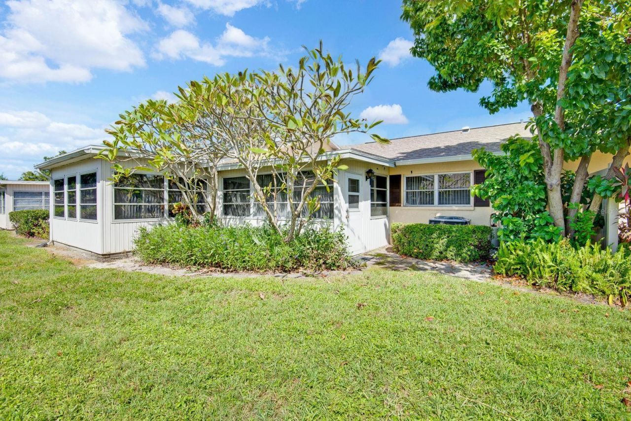 390 301 Boulevard W, Unit 10C, Bradenton, FL 34205 Photo