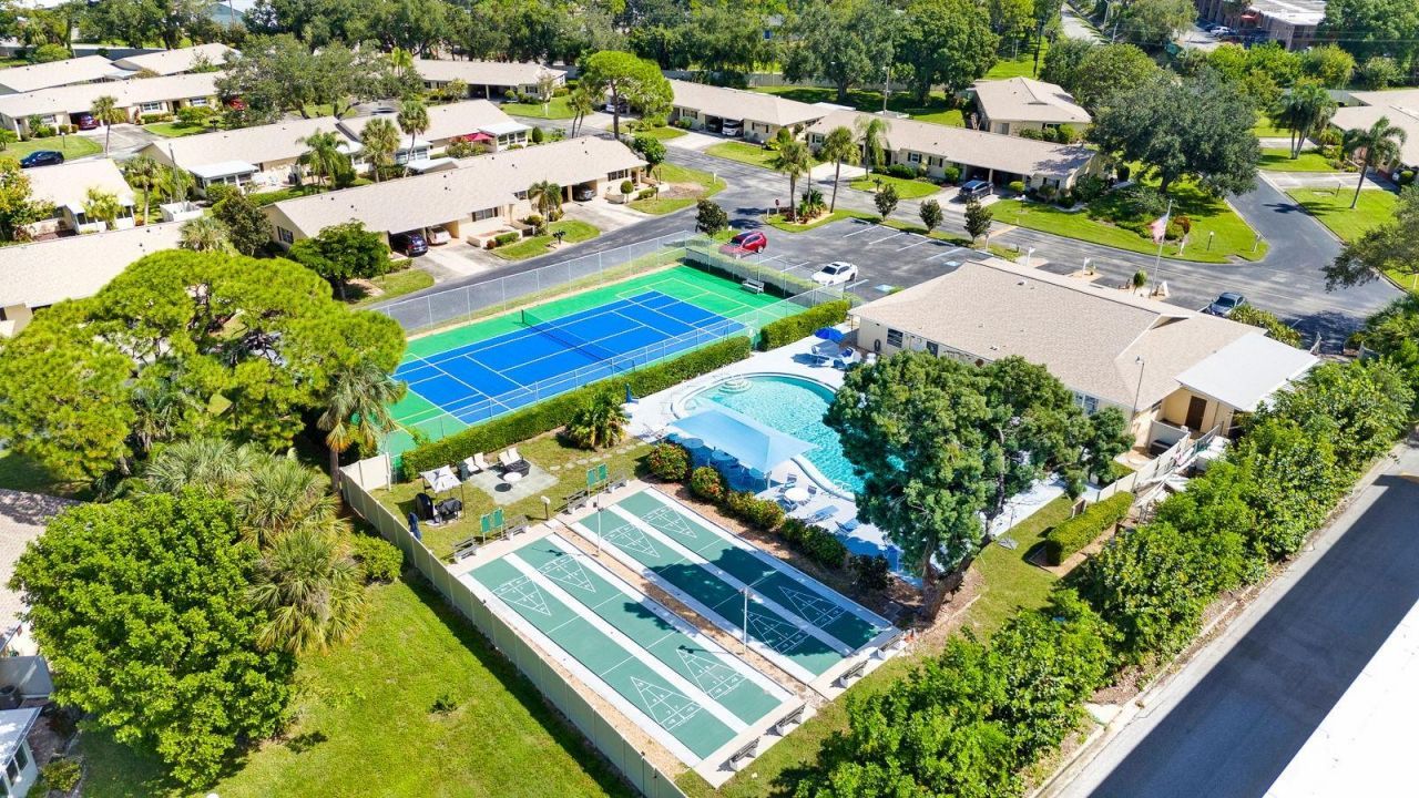 390 301 Boulevard W, Unit 10C, Bradenton, FL 34205 Photo