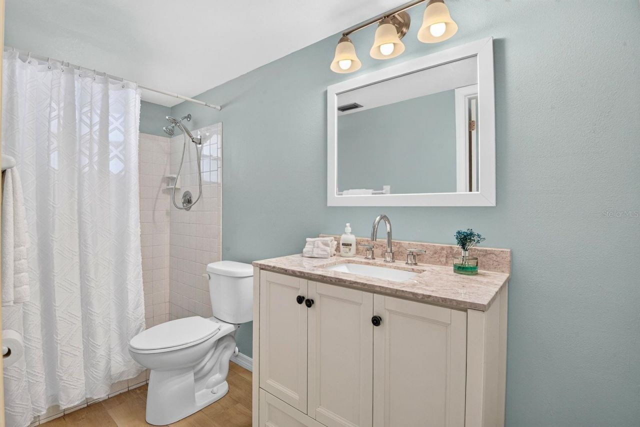 390 301 Boulevard W, Unit 10C, Bradenton, FL 34205 Photo
