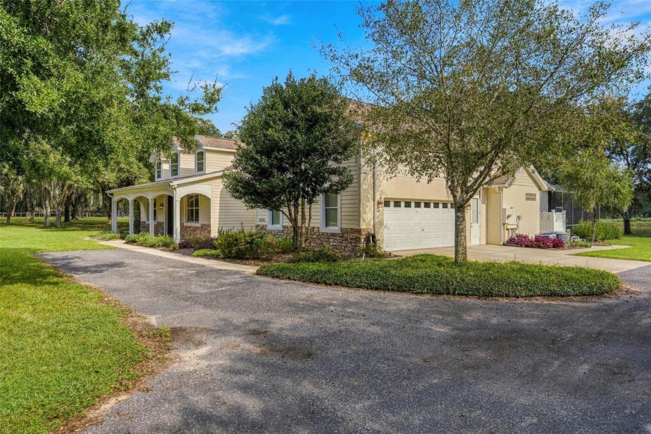 15330 Sky Lake Lane, Tavares, FL 32778 Photo