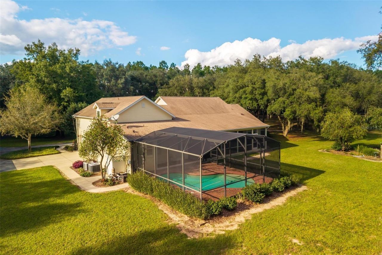 15330 Sky Lake Lane, Tavares, FL 32778 Photo
