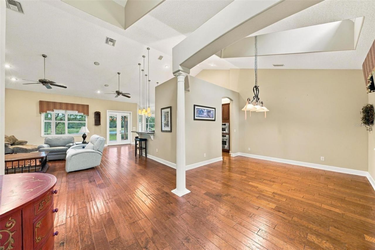 15330 Sky Lake Lane, Tavares, FL 32778 Photo