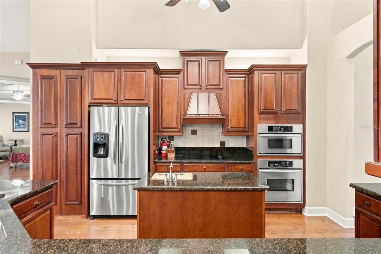 15330 Sky Lake Lane, Tavares, FL 32778 Photo