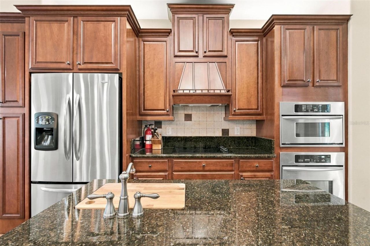 15330 Sky Lake Lane, Tavares, FL 32778 Photo
