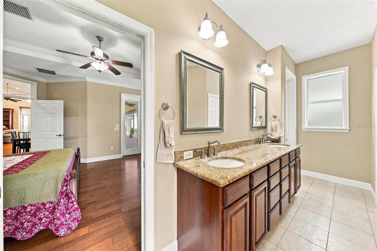 15330 Sky Lake Lane, Tavares, FL 32778 Photo