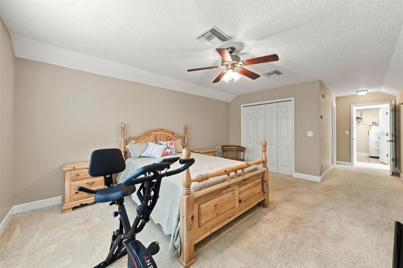15330 Sky Lake Lane, Tavares, FL 32778 Photo