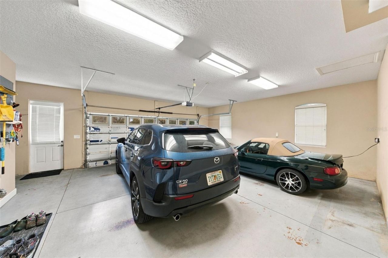 15330 Sky Lake Lane, Tavares, FL 32778 Photo