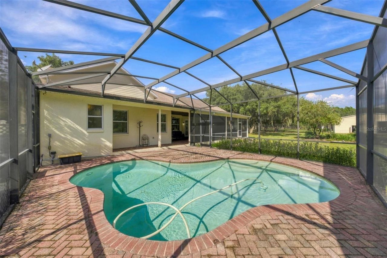 15330 Sky Lake Lane, Tavares, FL 32778 Photo
