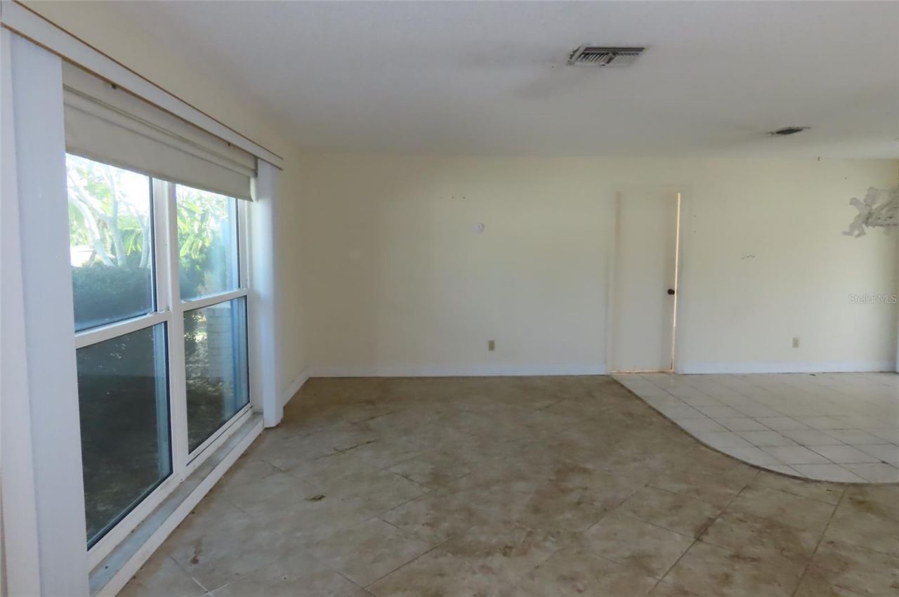 910 El Rancho Drive , Sun City Center, FL 33573 Photo