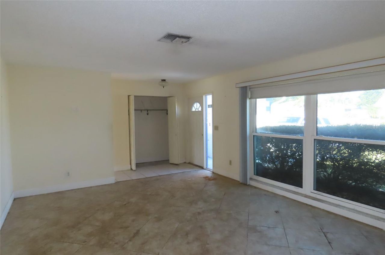 910 El Rancho Drive , Sun City Center, FL 33573 Photo