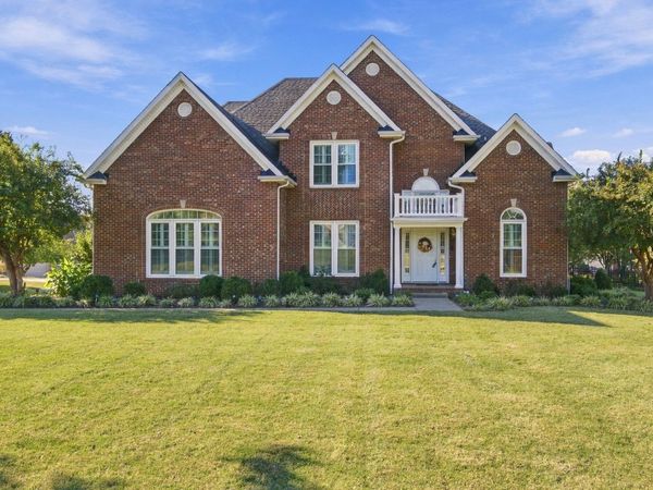 412 Treemont Dr, Clarksville, TN 37043