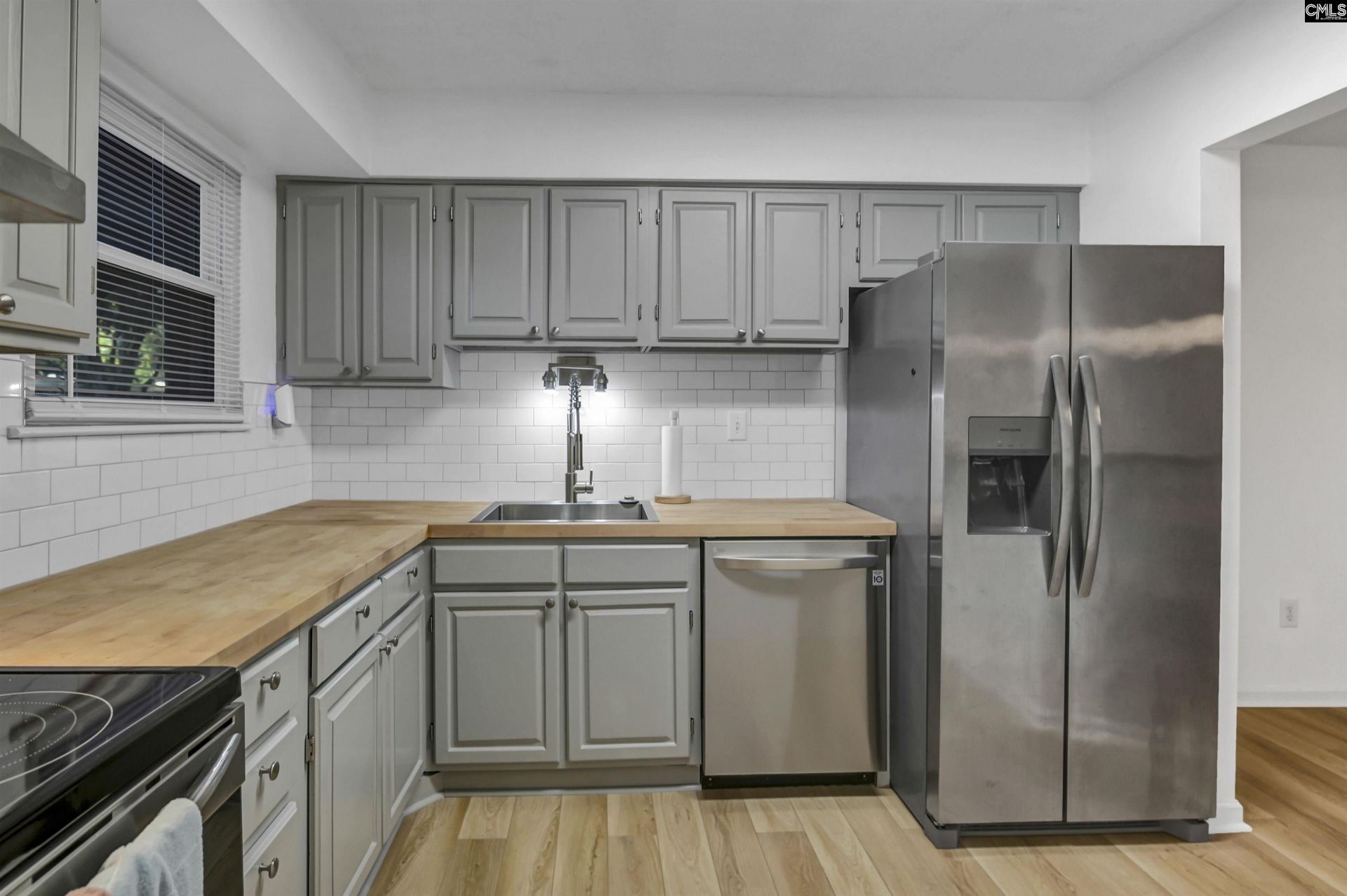 114 Edgewater Lane  Photo 6